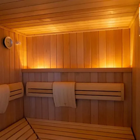 Heven8 - Schmuckstück Im Stillen Dorf